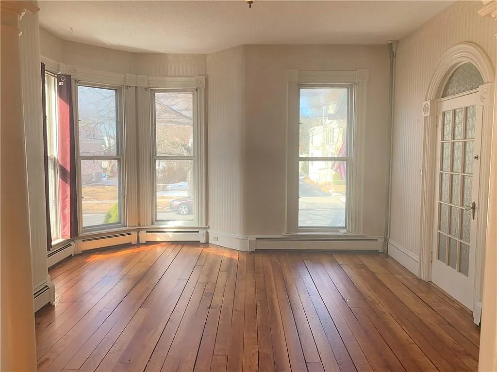 118 Franklin St — Photo 4