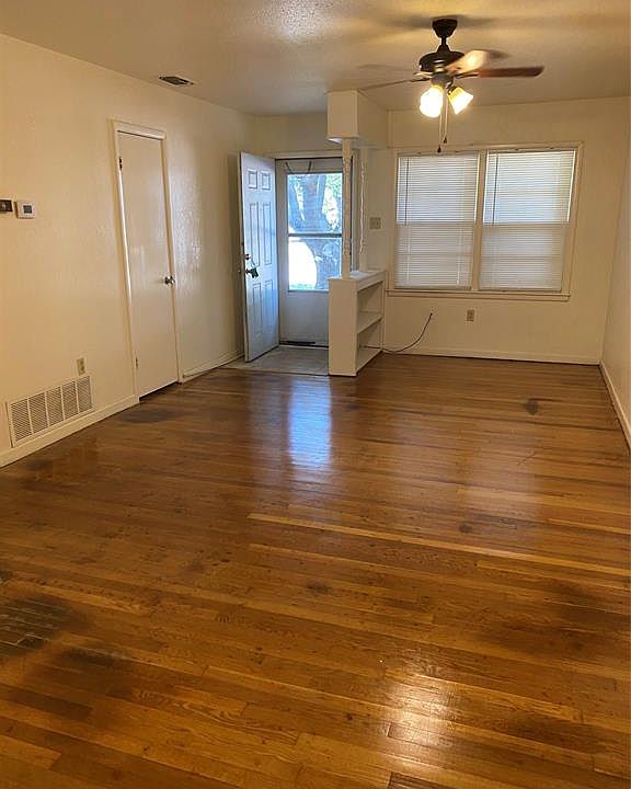 1st image of 2328 S 33rd St