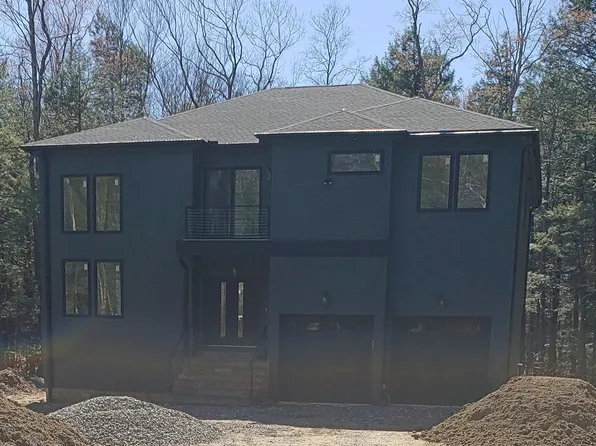 77 Paxton Court, Goshen, CT 06756