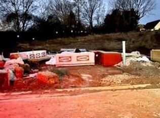 1650 Pebblestone Ct, Morristown, TN 37814