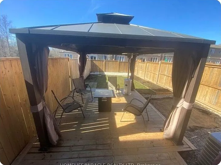 3 bed, $2,500 — Photo 4