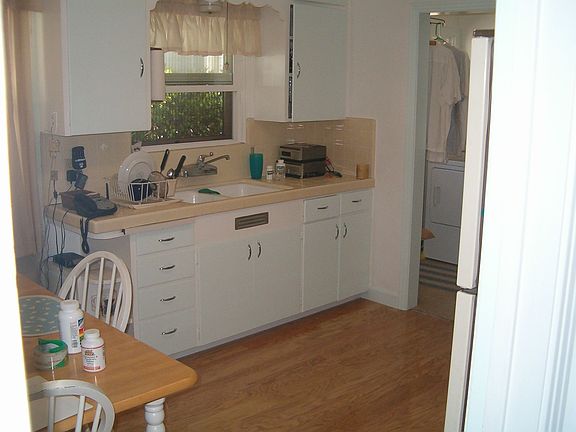 322 Kitchen