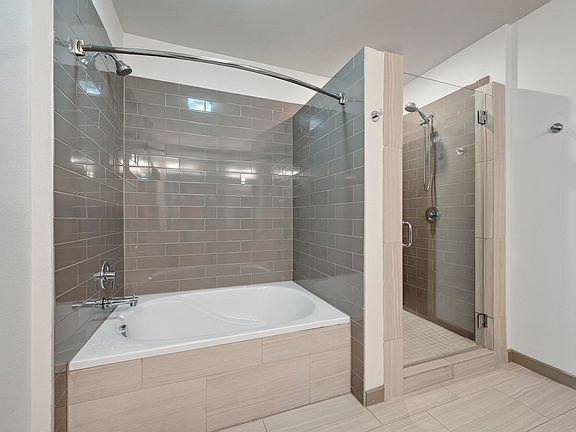 2nd image of 3600 S Lamar Blvd #213-1