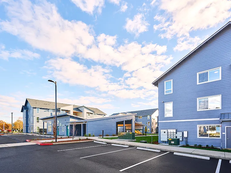Rivergreen Landing Apartments — Photo 44