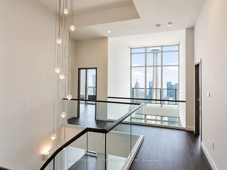 3 Concord Cityplace Way #Penthouse 8105 — Photo 30