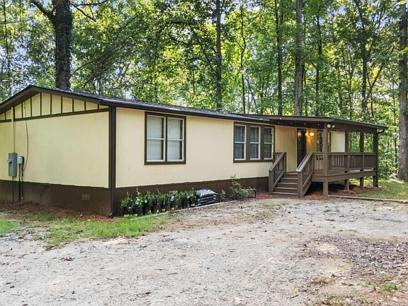 2nd image of 3068 Pierce Rd