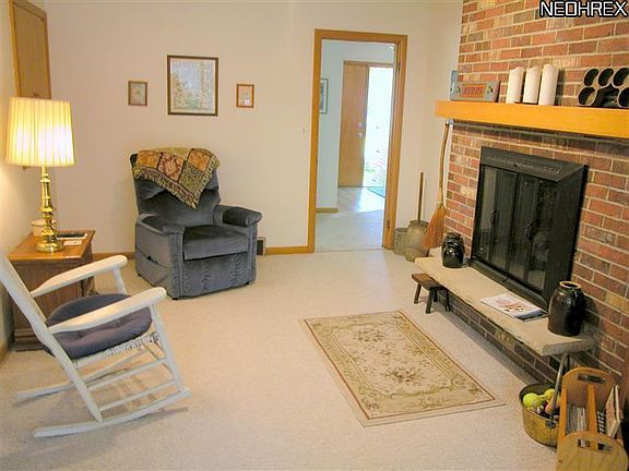 4th image of 2508 Townsend Dr
