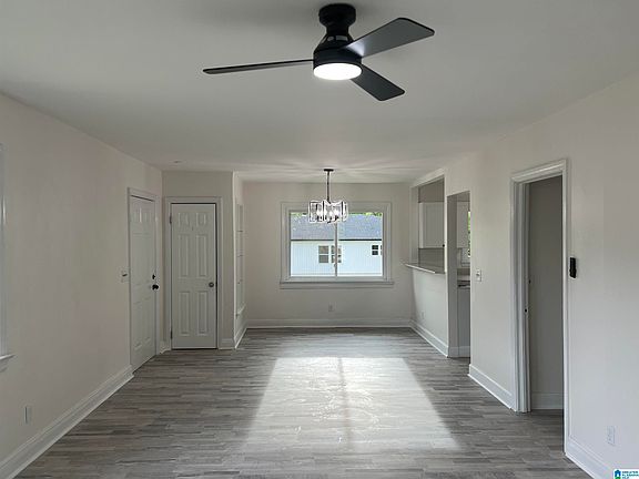 3rd image of 824 South St E