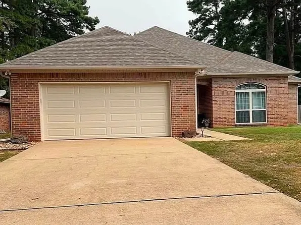 706 Boardwalk Ave, Texarkana, TX 75501