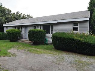 56 Halsey St, Newport, RI 02840