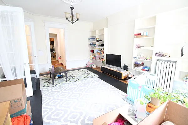 Rented by Luxor Homes & Investment Realty | media 40