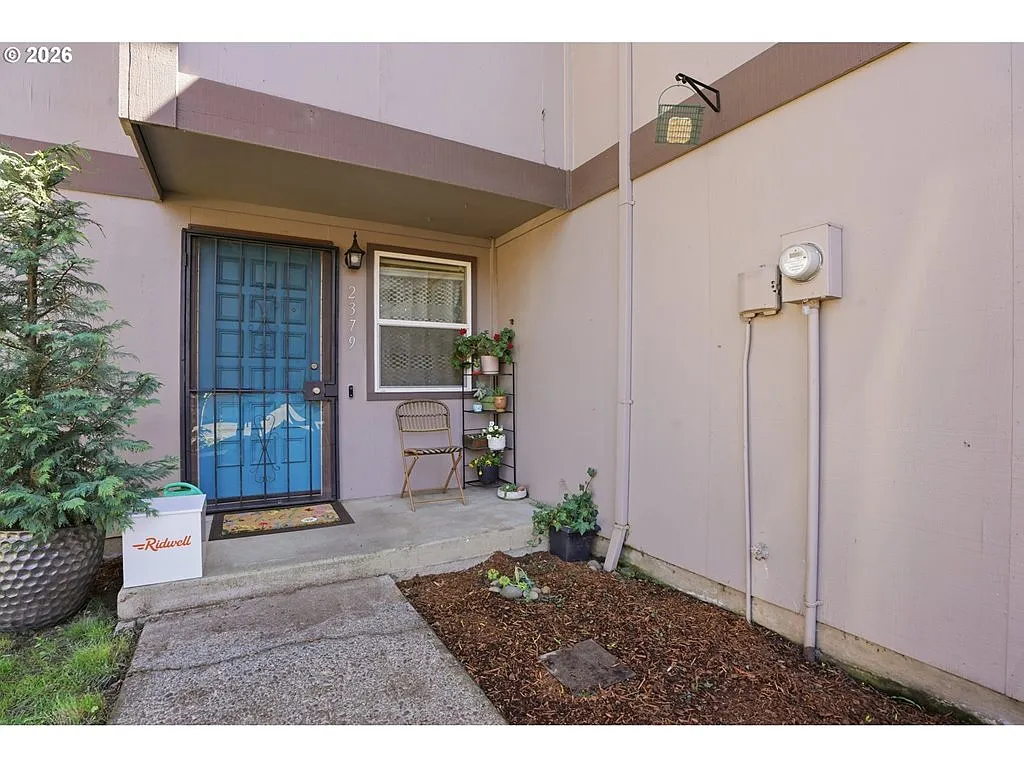 2379 SE 112th Ave #2 photo 1