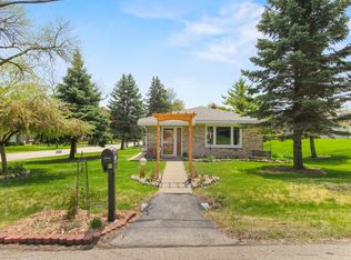 11705 W Bobolink Ave, Milwaukee, WI 53225