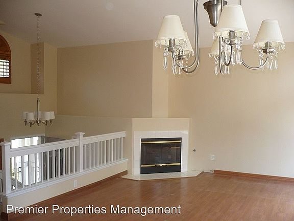 4th image of 901 Norella St