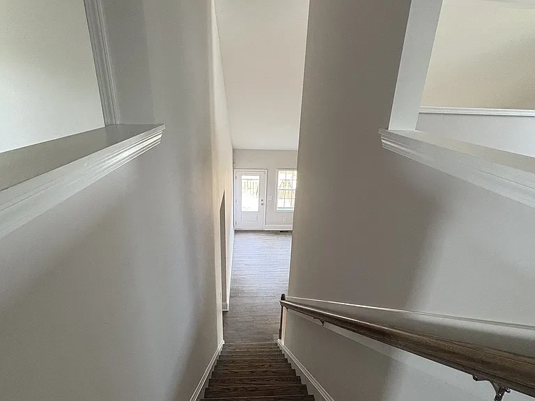 551 Stadium Dr — Photo 19