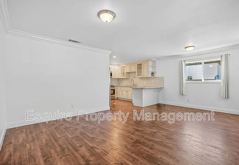 1218 N Olive St #A — Photo 4
