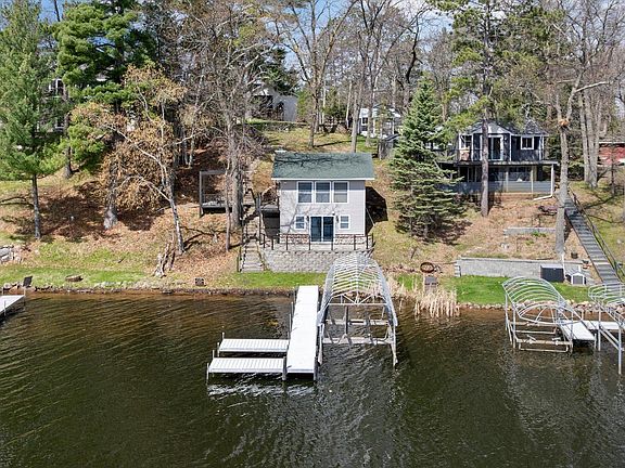 5th image of 8016 Ridge Rd