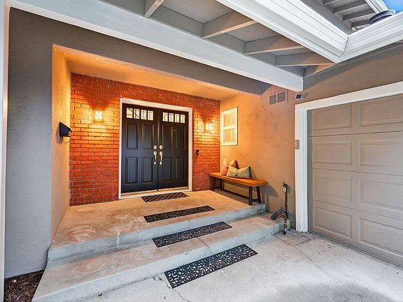 3rd image of 779 Vereda Ct