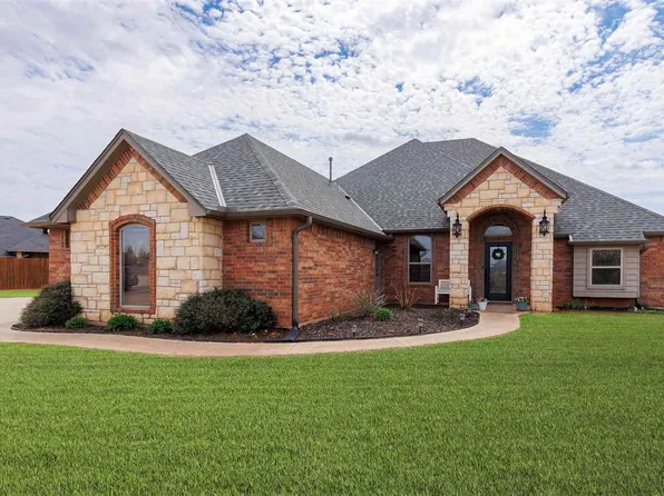 10637 Jordynns Xing, Elgin, OK 73538