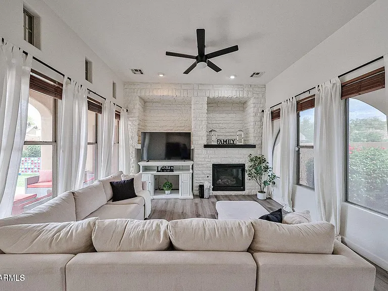 3950 N Edith Way — Photo 15