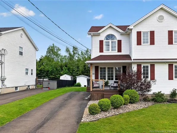53 Martindale Dr, Moncton, NB E1G 2J3
