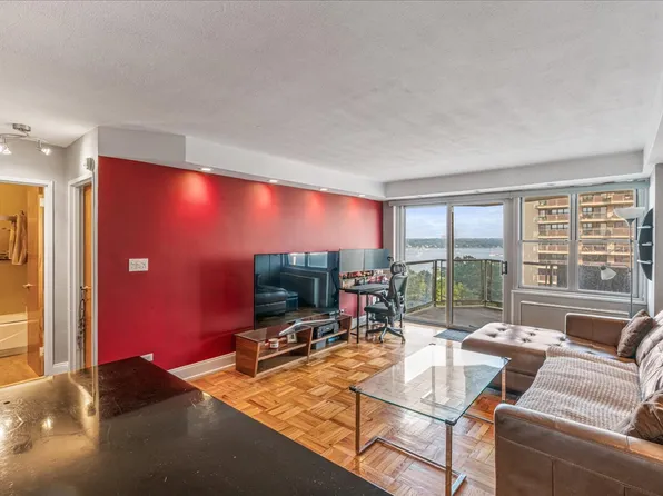 17-85 215th Street image 8 of 36