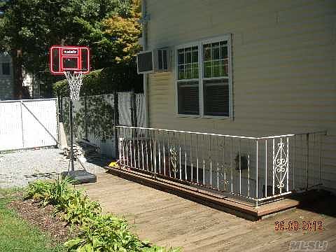 3rd image of 44 Groveland Park Blvd