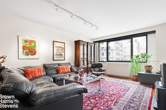 1st image of 5 W 65th St #12J