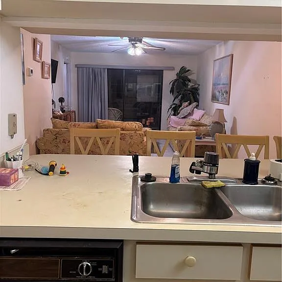 9285 Lake Park Dr #101 — Photo 5