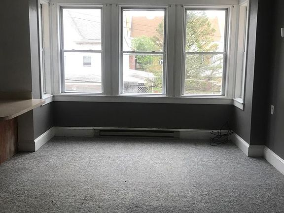5th image of 201 E Kline Ave #4