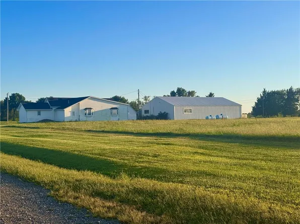 8275 NW Braley Rd, Plattsburg, MO 64477