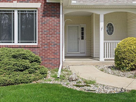 2nd image of 13635 Ranier Dr