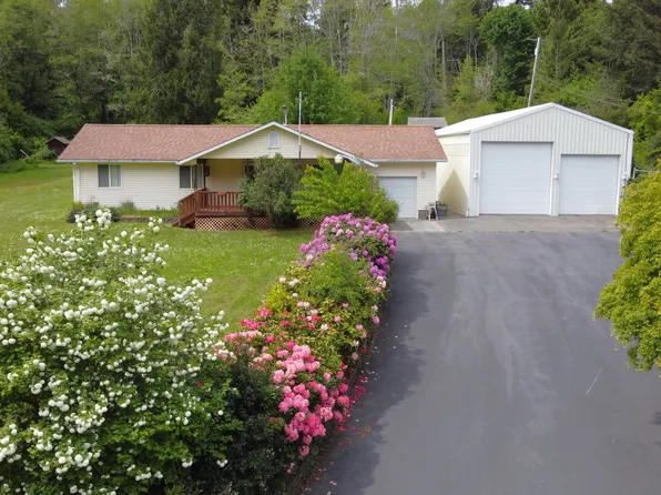 94031 Green Acres Ln, Coos Bay, OR 97420