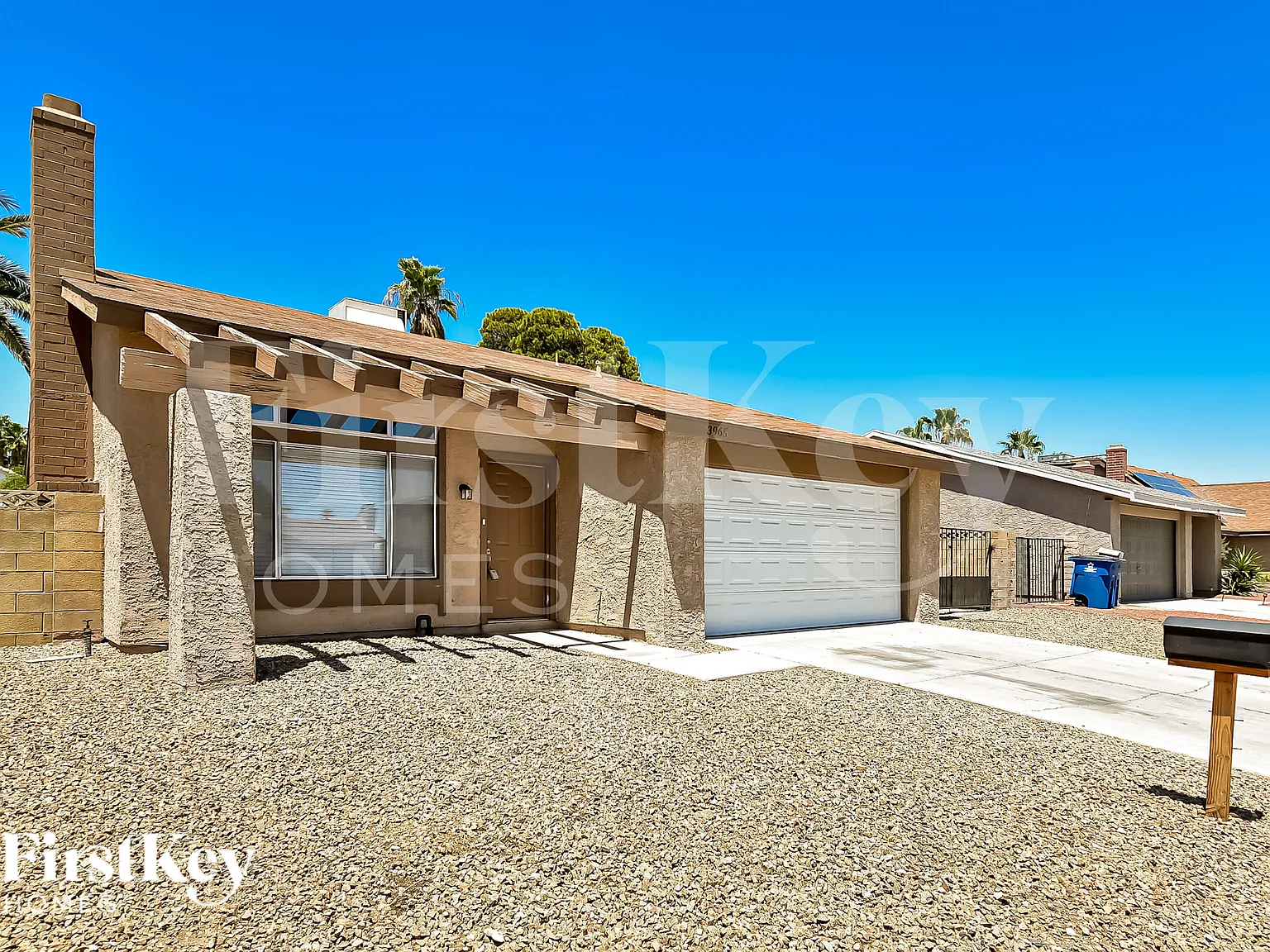 4 bed, 2.0 bath, 1532 sqft, $2,370 — Photo 2