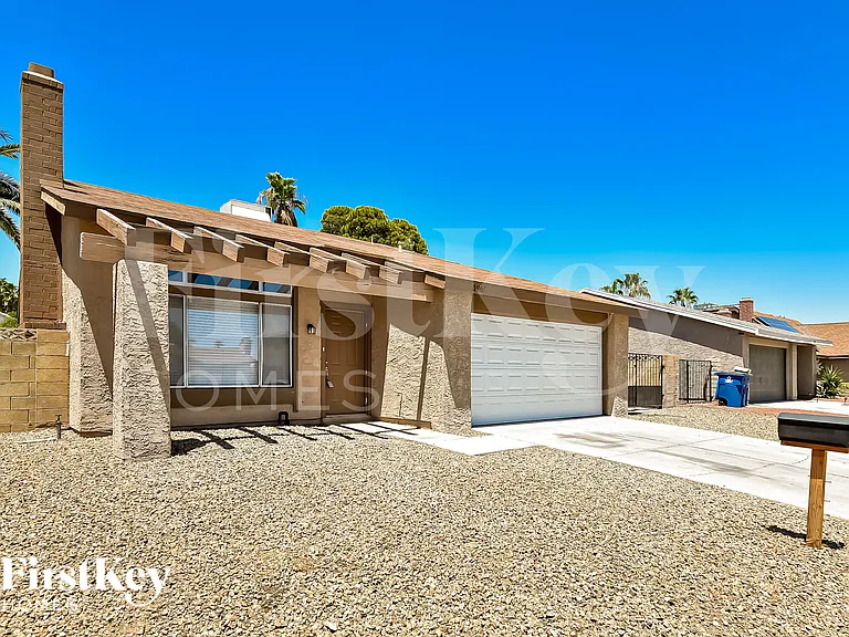 3965 Belhaven St — Photo 2