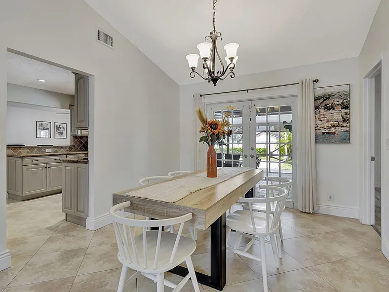 1104 Jackpine St #SEASON FURNISHED R — Photo 21
