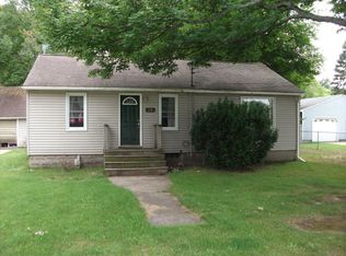 1091 E Byron Rd, Norton Shores, MI 49441