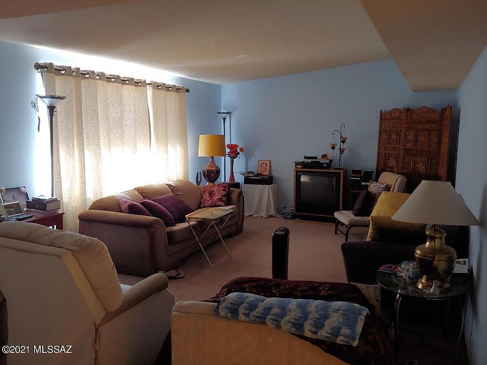 2nd image of 8821 E Palisade Cir