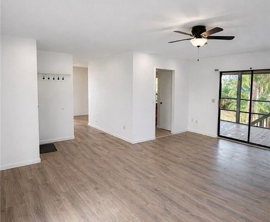 4th image of 3660 Tropical Point Dr