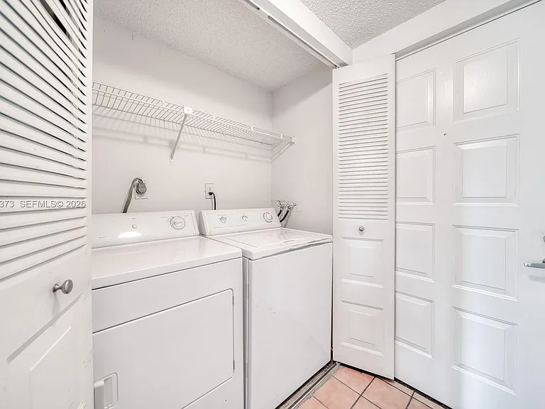 8290 Lake Dr #236 — Photo 22