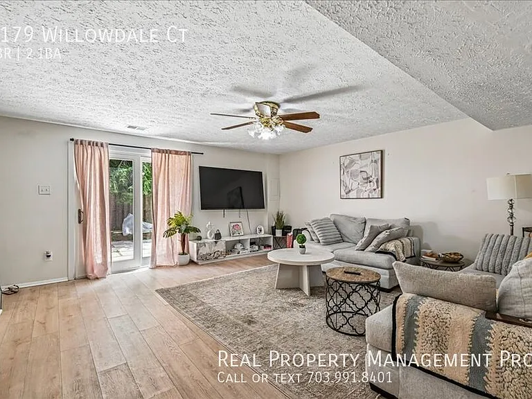 8179 Willowdale Ct — Photo 8