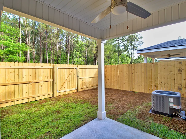 14017 Cecil Nobles Hwy #B — Photo 17