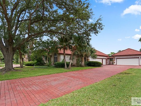 4th image of 1601 Palm Valley Dr E