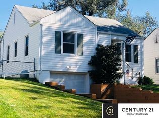 6221 S 41st Ave, Omaha, NE 68107