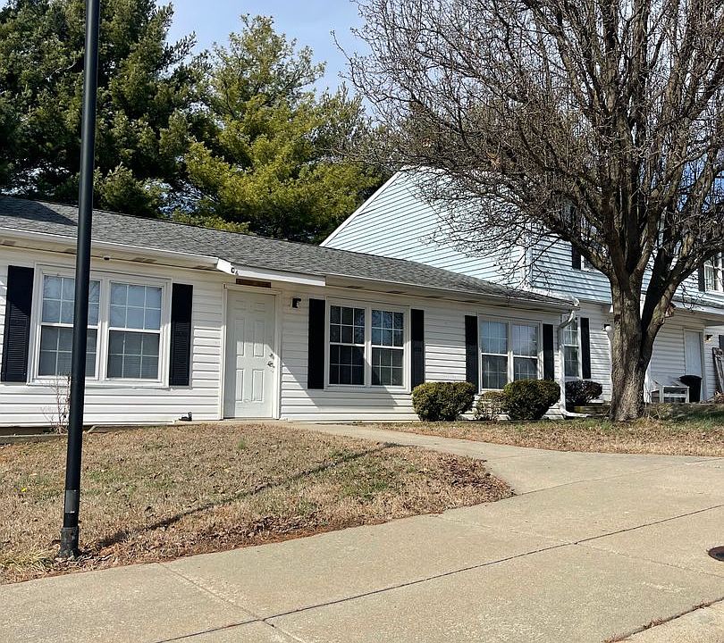 1st image of 612 E Campus Dr APT C6