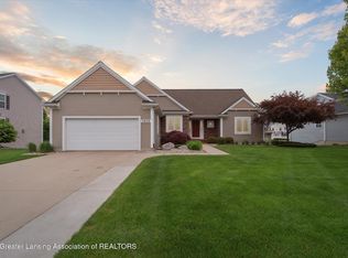 1213 Lobelia Ln, Dewitt, MI 48820