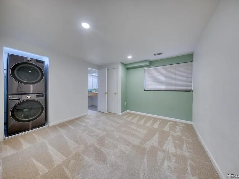 3204 N Zuni St — Photo 7