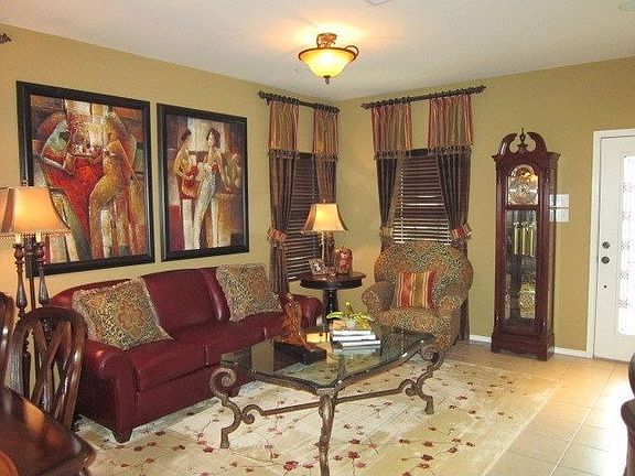 3rd image of 1407 Candy Ln