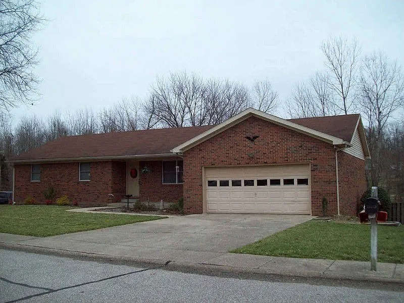 5400 E Esche Dr photo 1