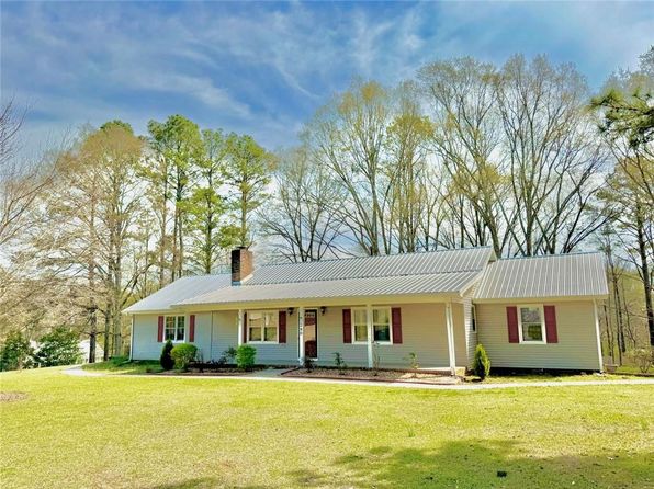 290 Timber Ridge Trl, Carrollton, GA 30117